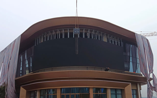 南充市營山縣東華國際廣場戶外LED顯示屏項目